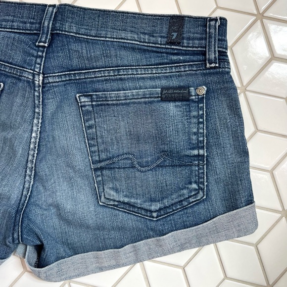 🌟HP🌟7 For All Mankind Cuffed Shorts - Picture 7 of 9